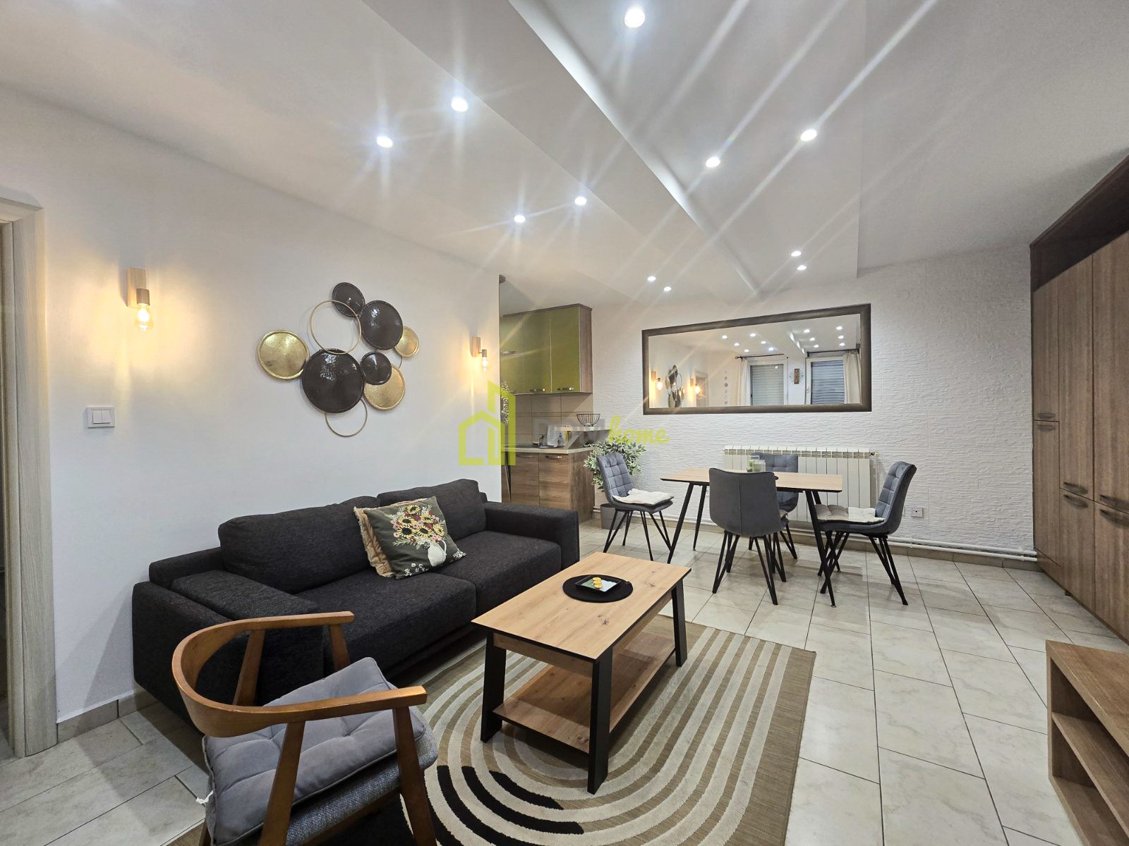 Dvosoban stan 55m², Donja Lastva - Izdavanje, Namješten, Klimatizovan, Parking mjesto