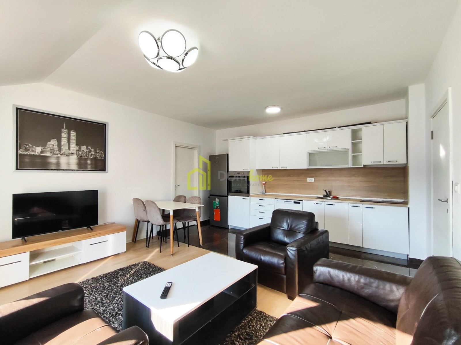 Dvosoban stan 65m2, Dalmatinska