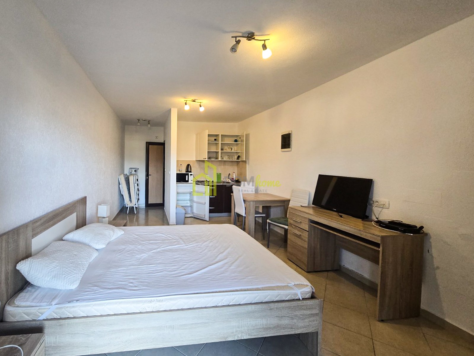 Dvosoban stan 66m2, Radovići