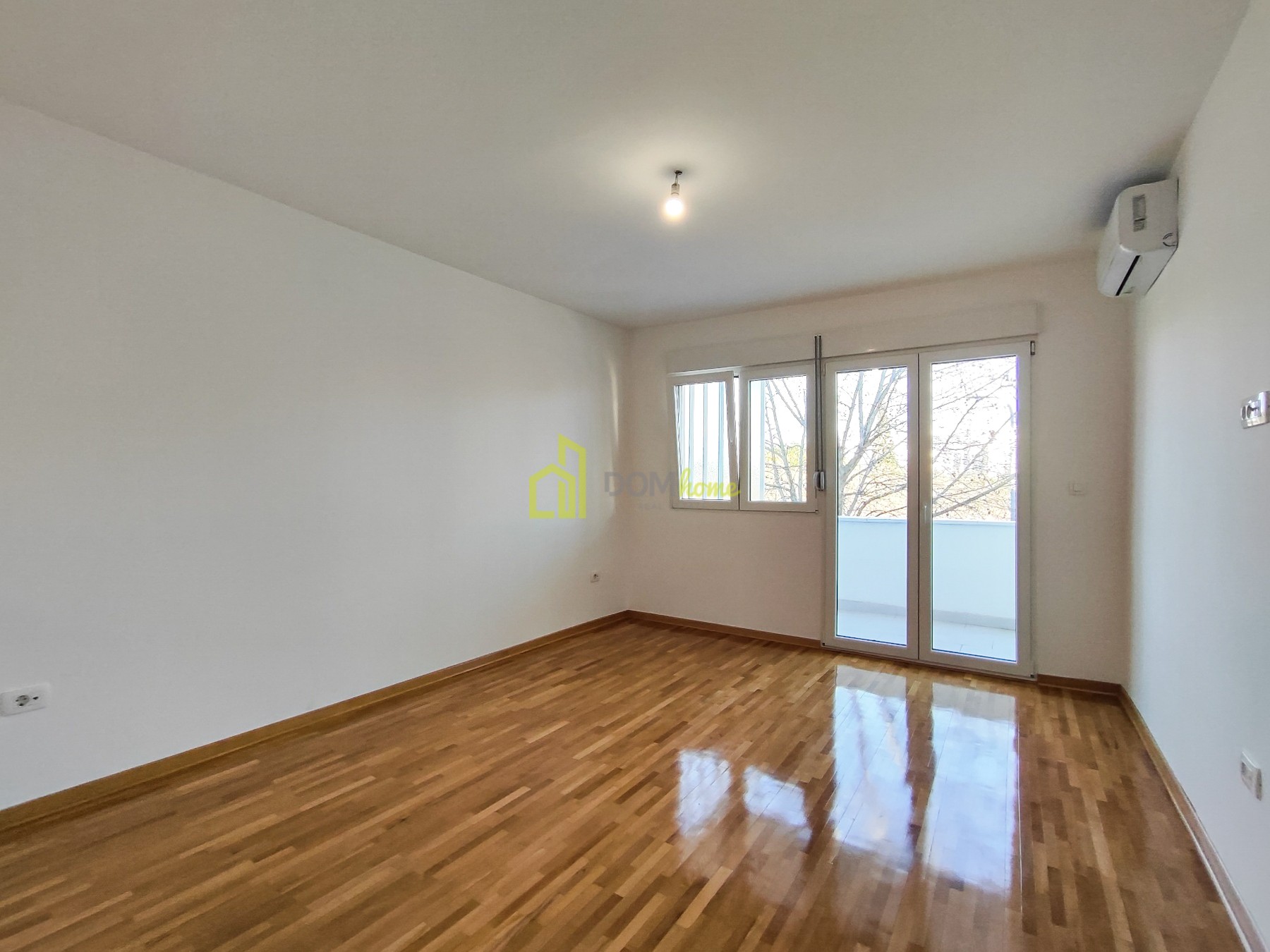 Poslovni prostor 45m2, Preko Morače