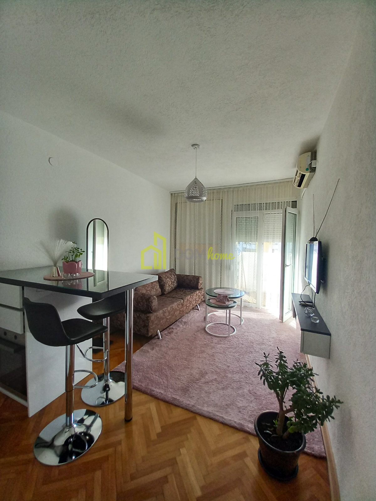 Garsonjera 23m2, Gintaš