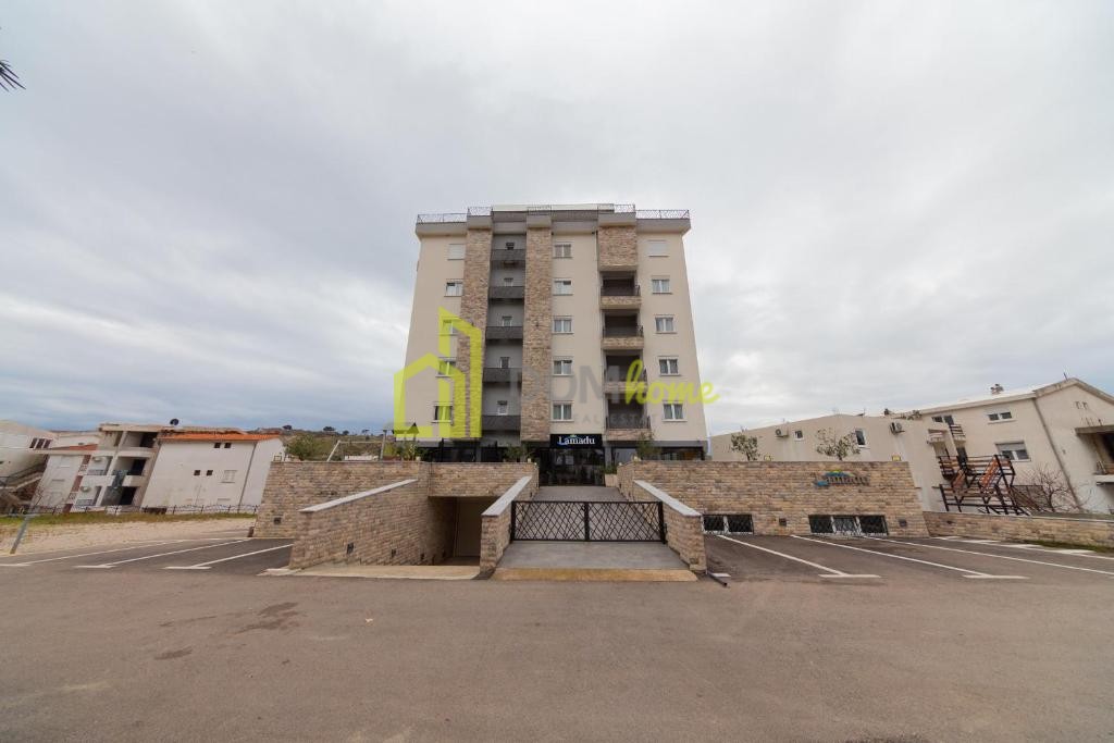 Hotel  4★, Sutomore