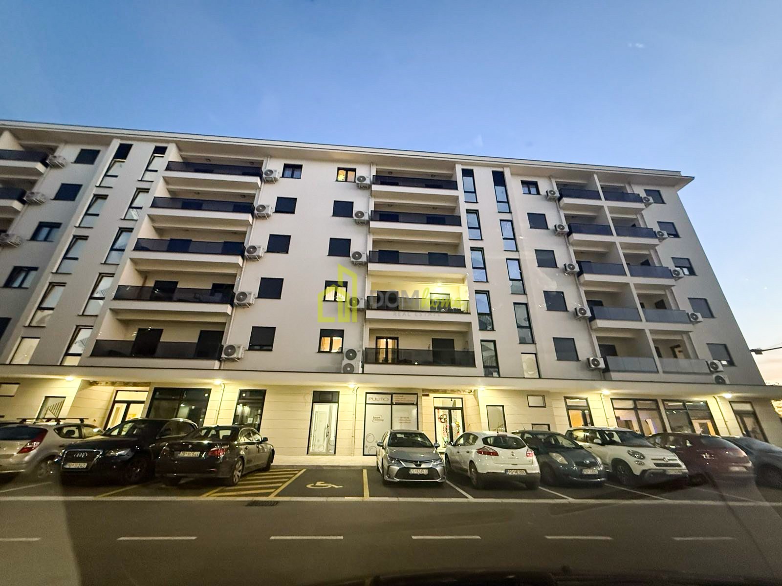Dvosoban stan 53m2, City Kvart, Acton zgrada