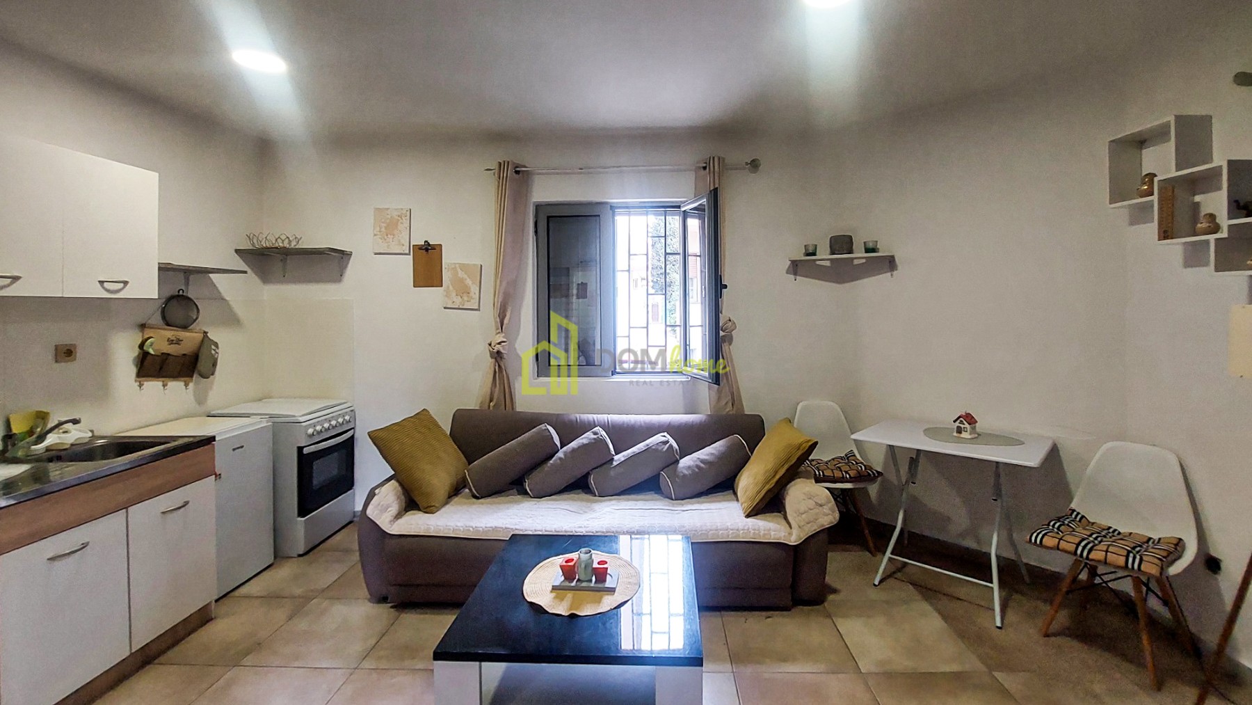 Garsonjera 22m2, Centar