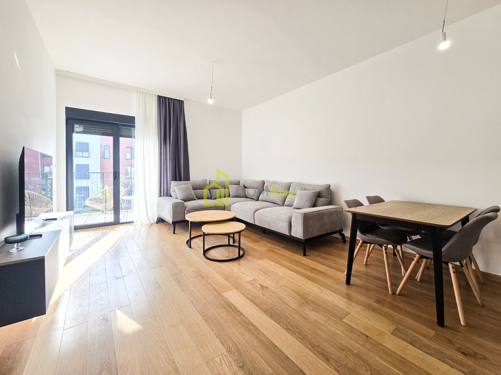 Dvosoban lux stan 75m2, Zabjelo