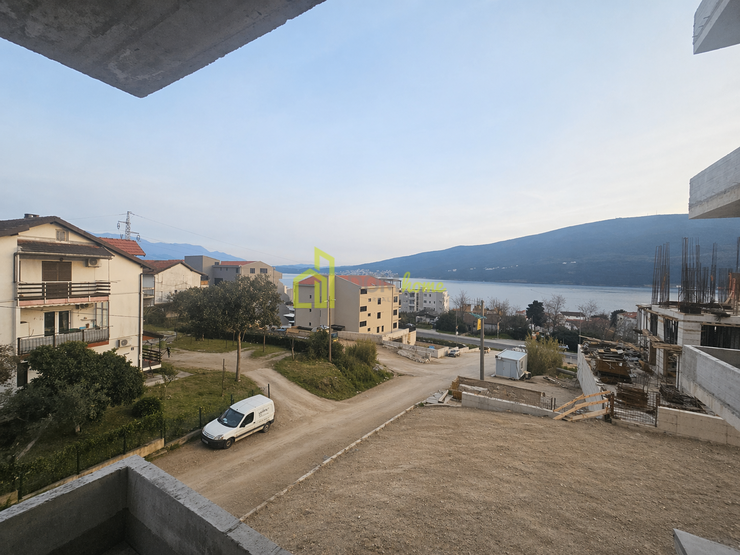 Dvosoban stan 54m2, Đenovići 