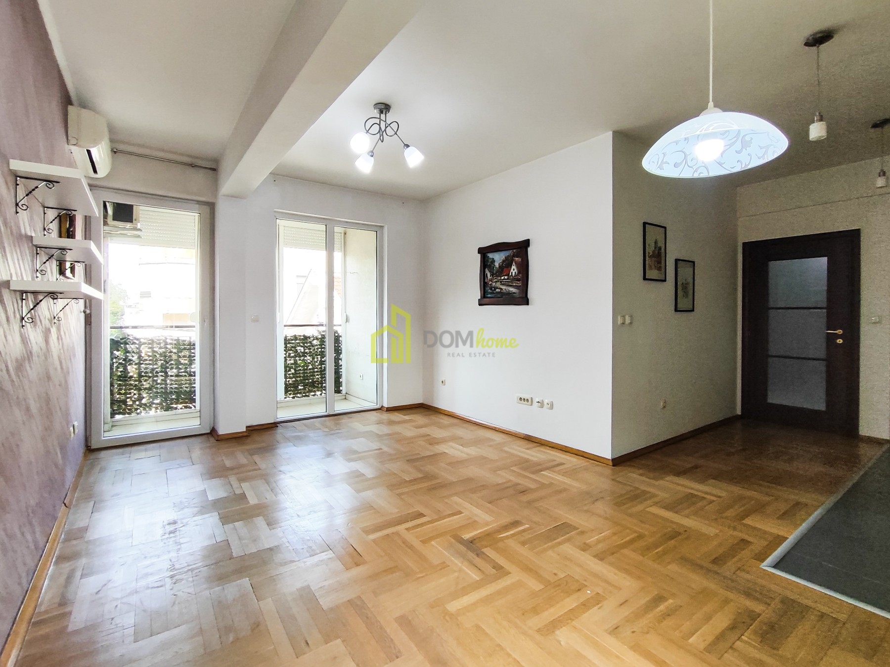 Dvosoban stan 72m², Momišići - Prodaja, Polunamješten, Klimatizovan