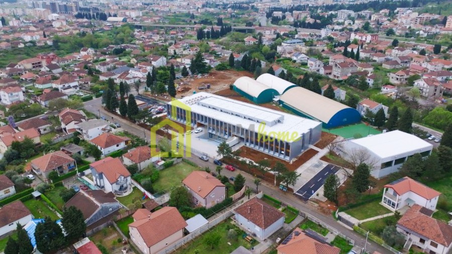 Magacinsko-poslovni prostor 40m2, Masline