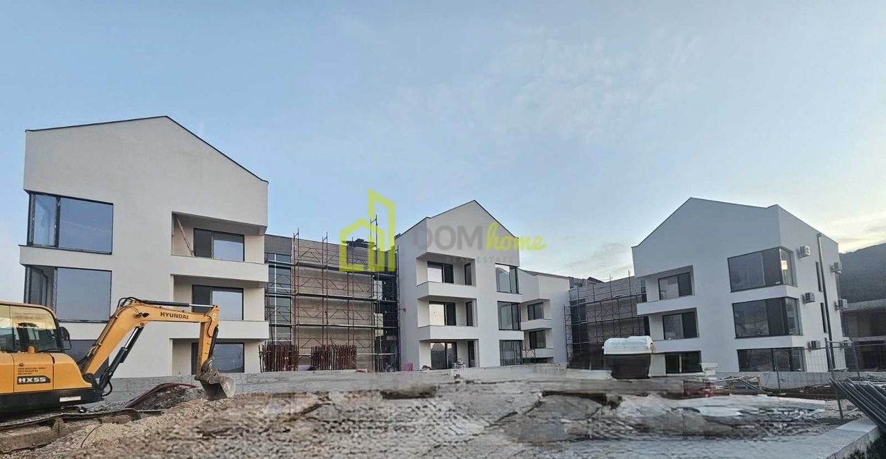 Jednosoban stan 51m2, Kotor