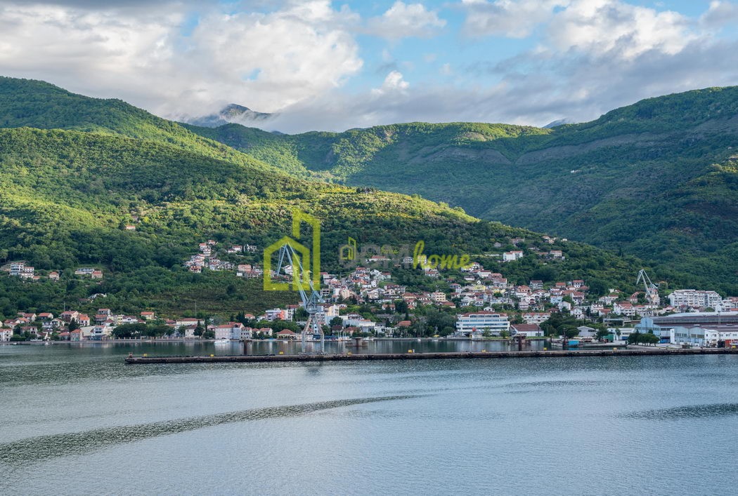 Plac 5000m2, Herceg Novi