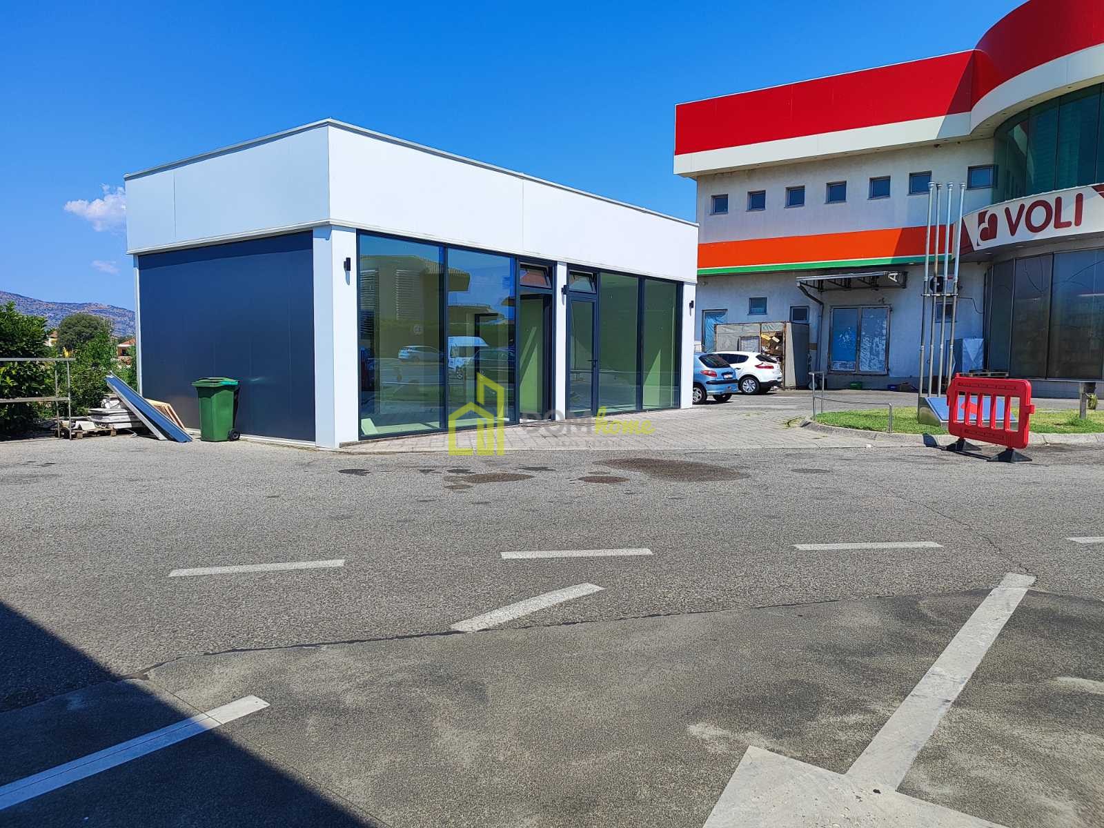 Poslovni prostor 57m2, Mahala
