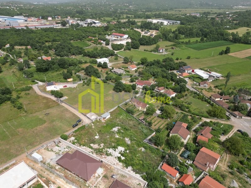 Urbanizivan plac 1500m2, Bandići