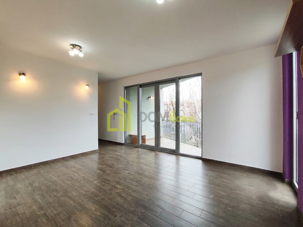 Dvosoban stan 70m2, Tološi