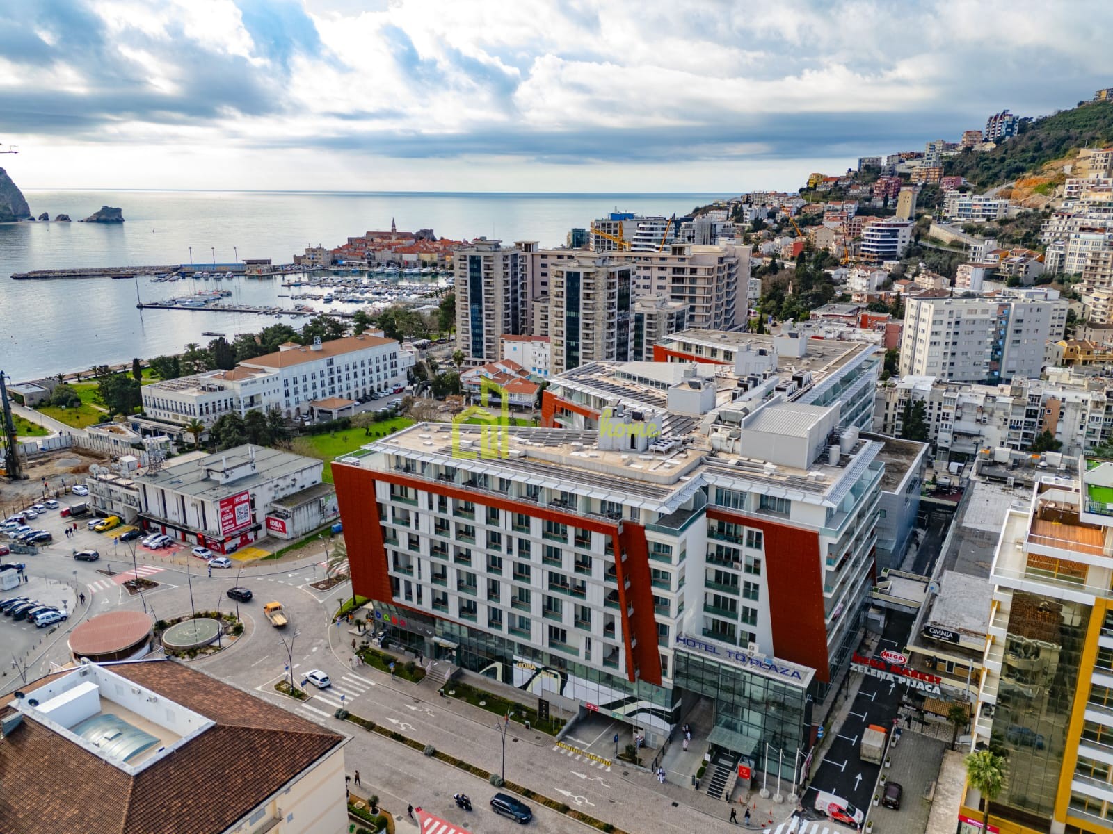 Dvosoban stan 94m2, TQ Plaza