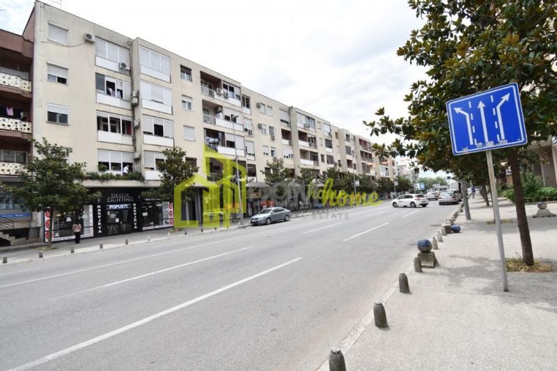 Jednosoban stan 55m2, Centar