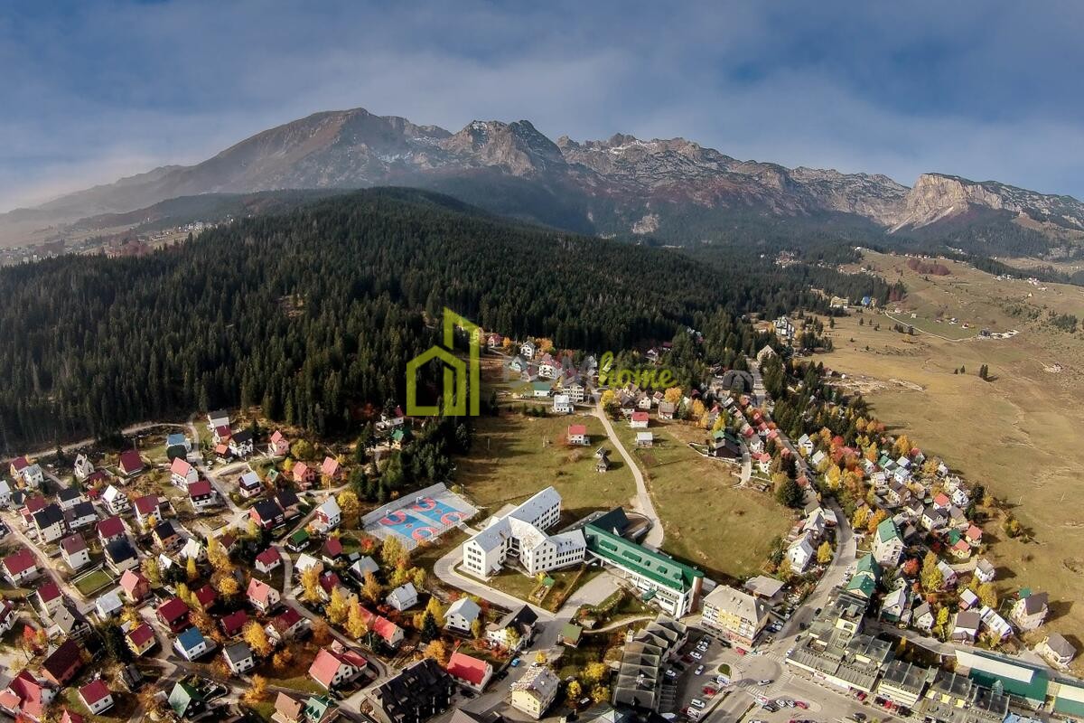 Plac 15.000m2, Žabljak