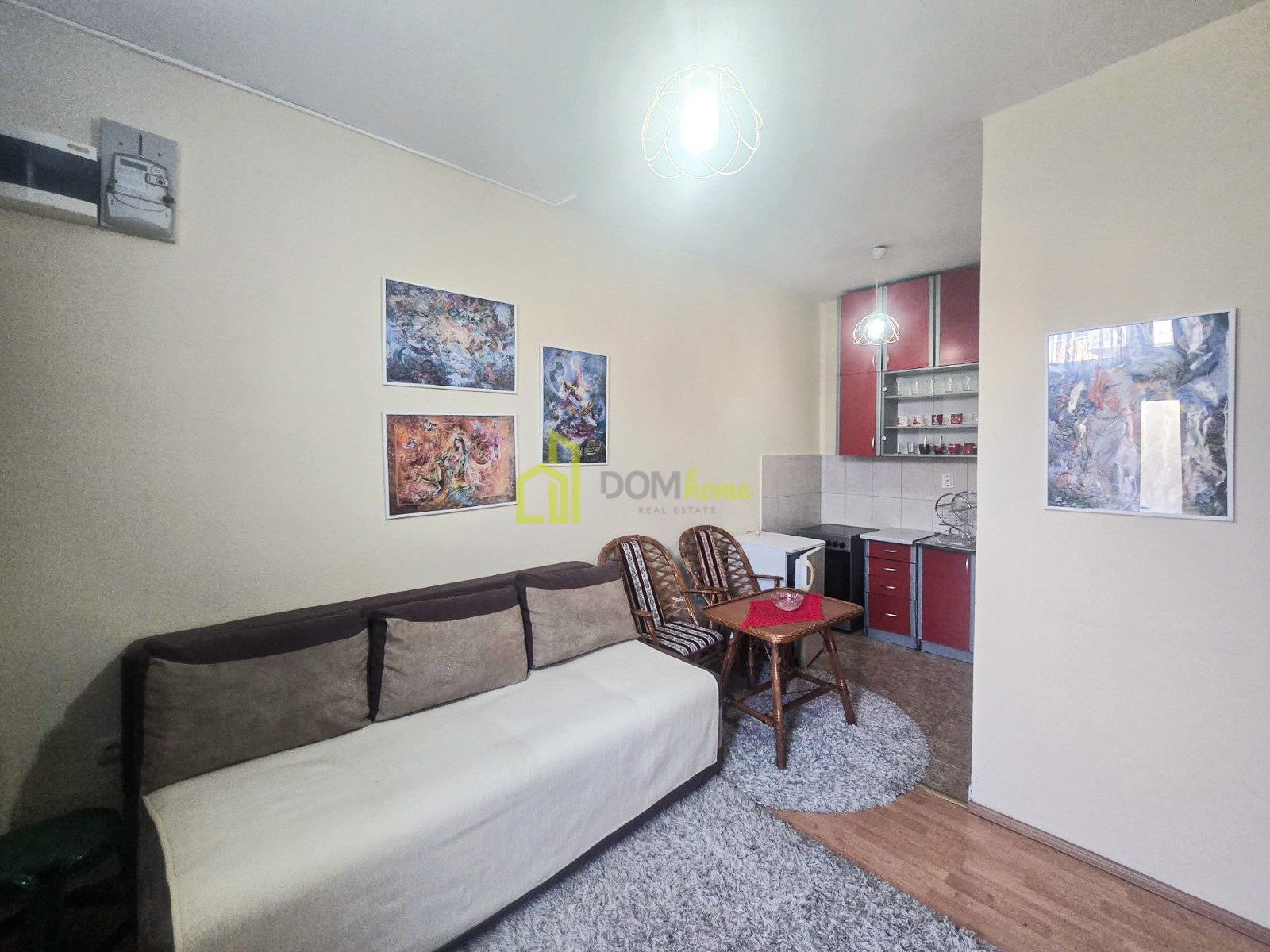Garsonjera 25m, Zelenika