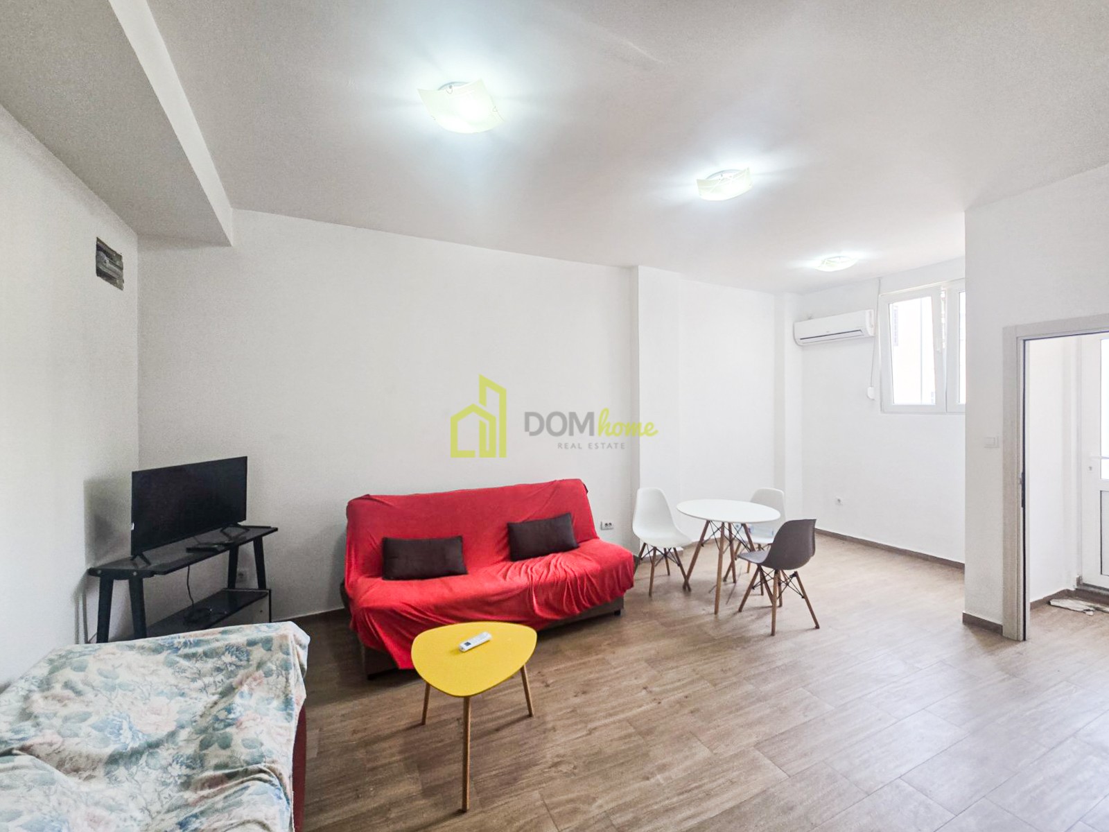 One-Bedroom Apartment 45 m² – Krivi Most